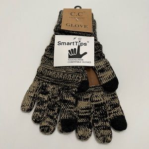 NWT CC Exclusive Smart Tips Gloves